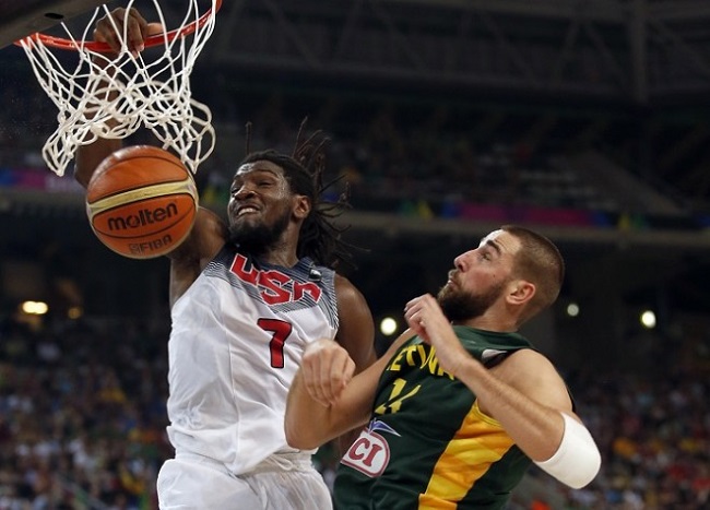 Kenneth Faried dunks the ball during Team USA's World Cup semifinal win over Lithuania.